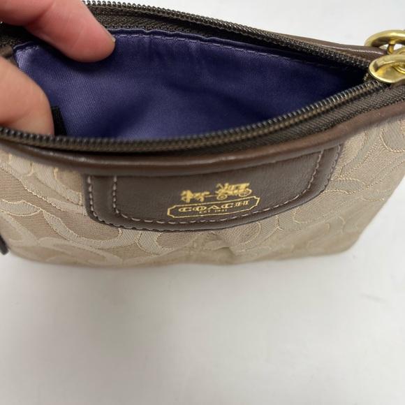 Coach Optic Wristlet Brown Bag - Picture 3 of 7